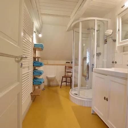 Spacious Near Sea In Wißmar
